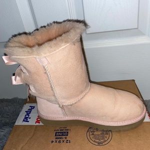 Shimmer Pink Bailey Bow Ugg, Size 2